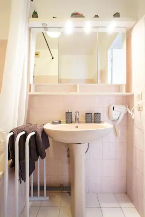 Appartement Cozy : 10/15 Min Des Champs Elysee 萨特鲁维尔 外观 照片