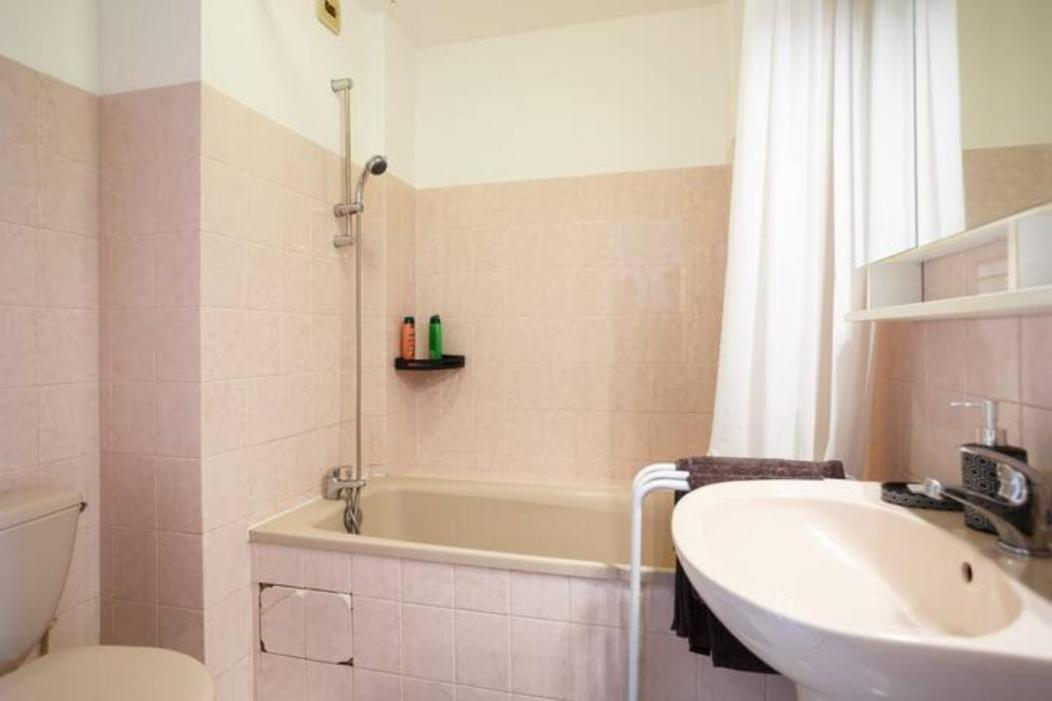 Appartement Cozy : 10/15 Min Des Champs Elysee 萨特鲁维尔 外观 照片